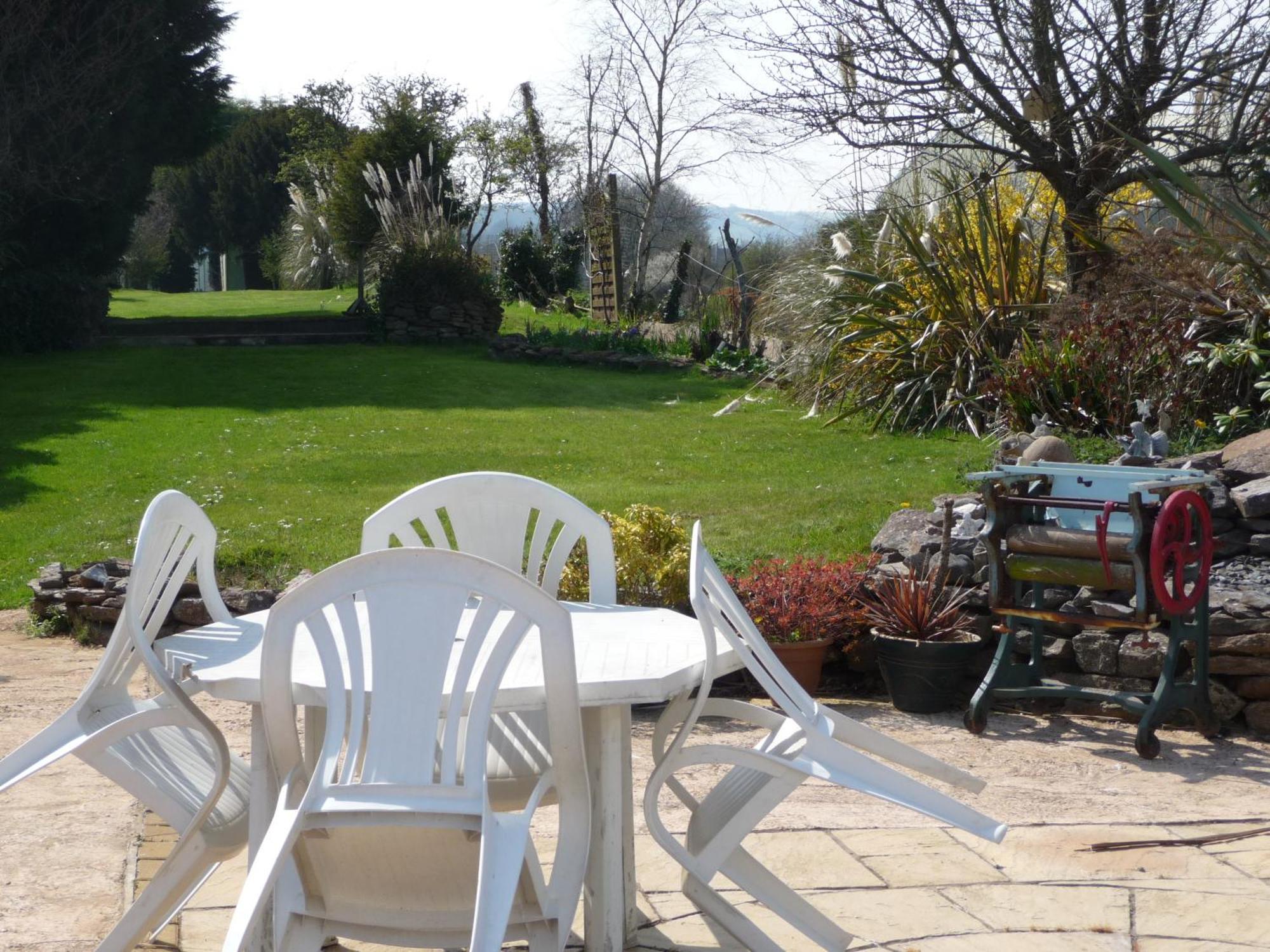 The Station Guest House Galmpton Exterior photo