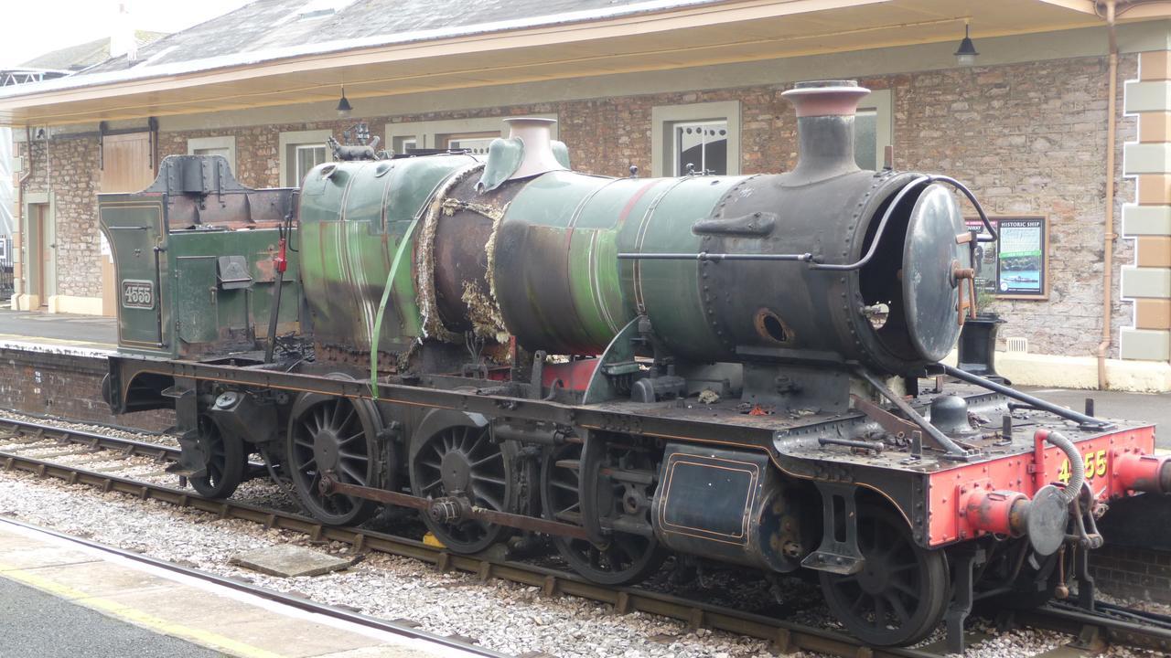 The Station Guest House Galmpton Exterior photo
